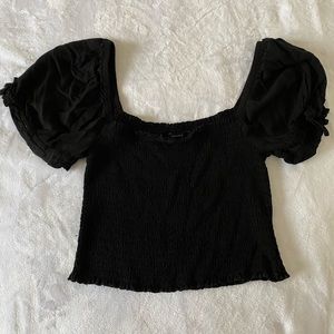 Black Crop top!🖤